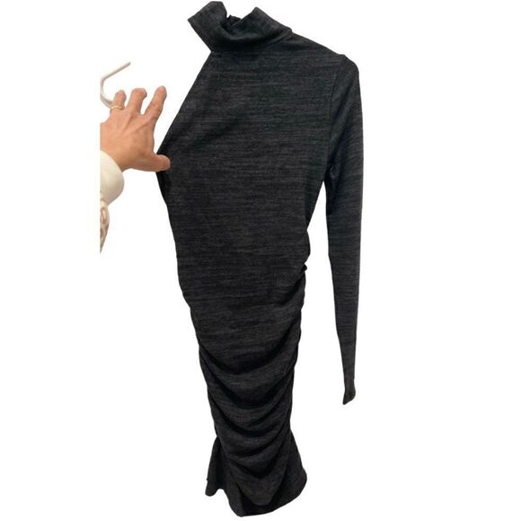 n: Philanthropy Revolve Electra Ruched One Sleeve Mini Dress In Charcoal.Size S - Picture 5 of 12